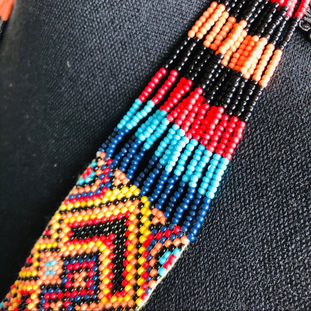 Western Woven Seed Bead Necklace - Picture 4 of 5